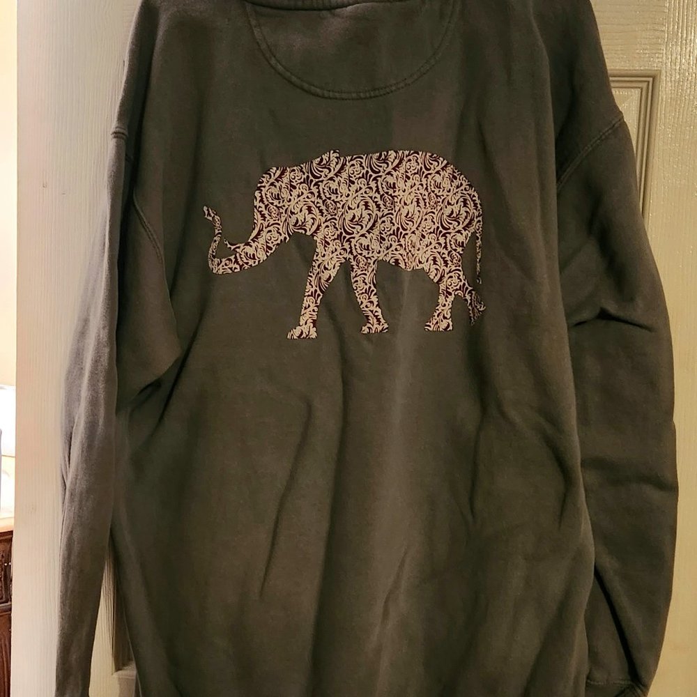 Gray XL Women's Alabama Elephant Sweater